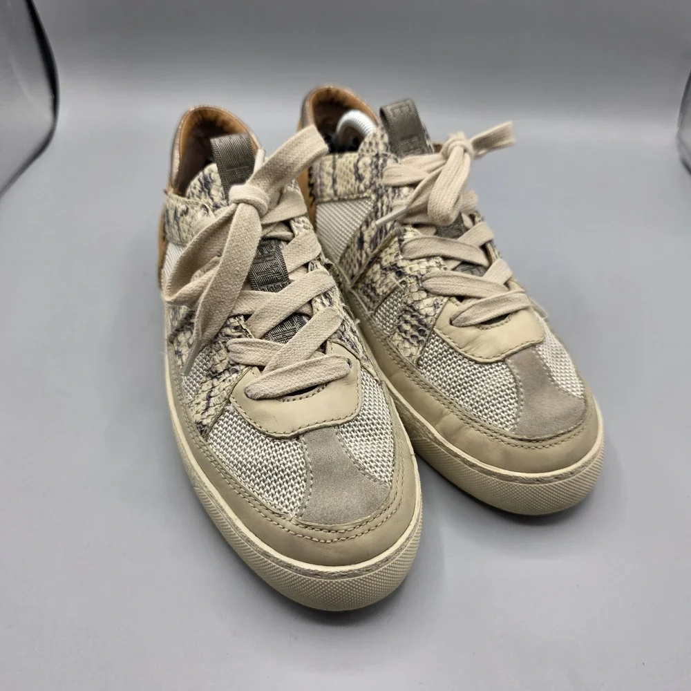 Frye Webster Sneakers Womens 8.5 Beige Leather Platform Snake Print Low Top Shoe